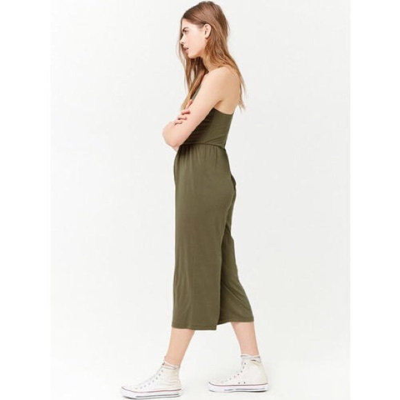 Forever 21 Culotte Jumpsuit - Picture 3 of 6